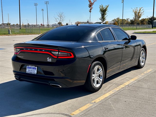 Dodge Charger photo 7