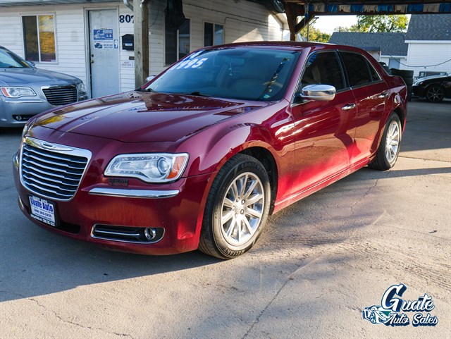 Chrysler 300 photo 3