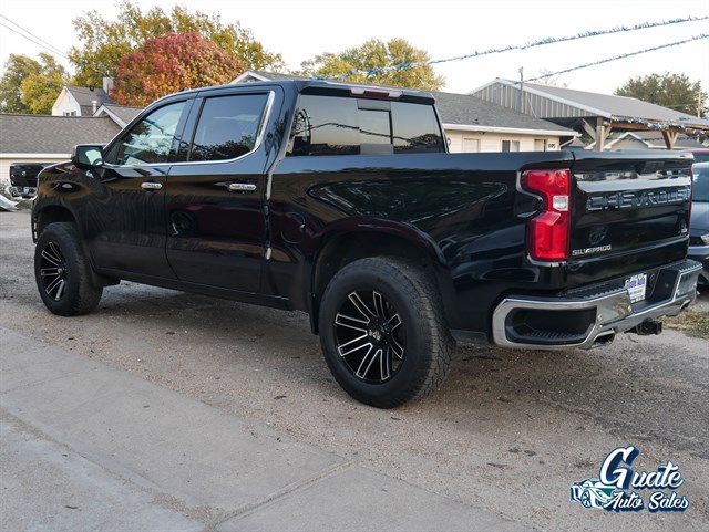 Chevrolet Silverado photo 9