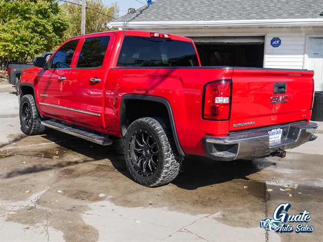 GMC Sierra photo 10
