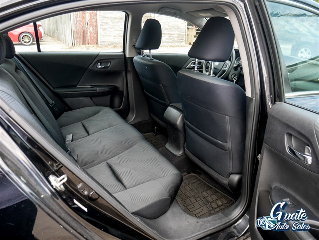 Honda Accord photo 14