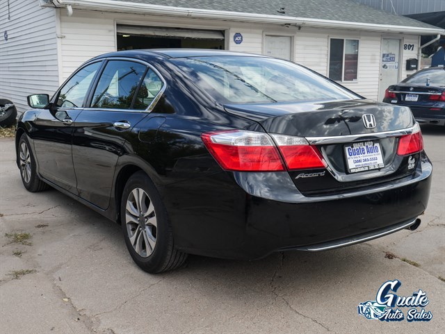Honda Accord photo 10