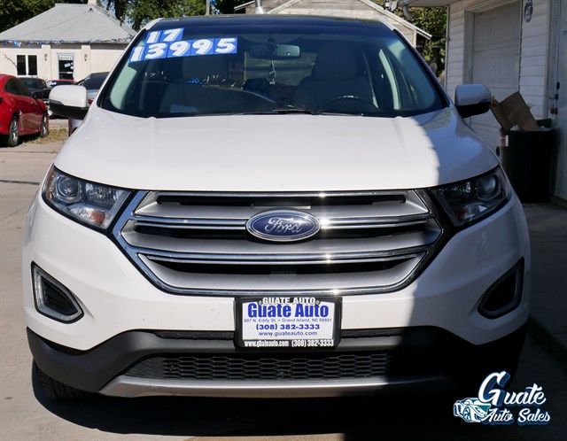 Ford Edge photo 2