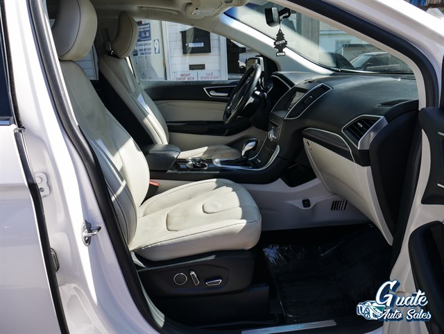 Ford Edge photo 16
