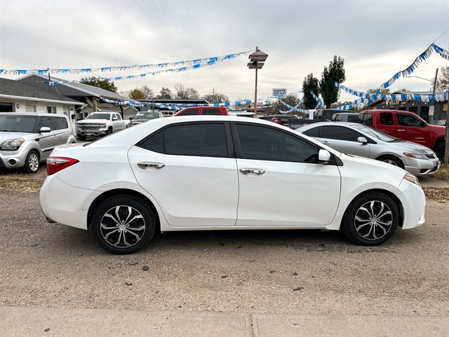 Toyota Corolla photo 13