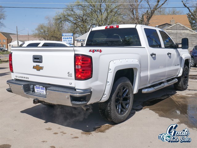 Chevrolet Silverado photo 11