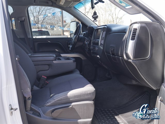 Chevrolet Silverado photo 14