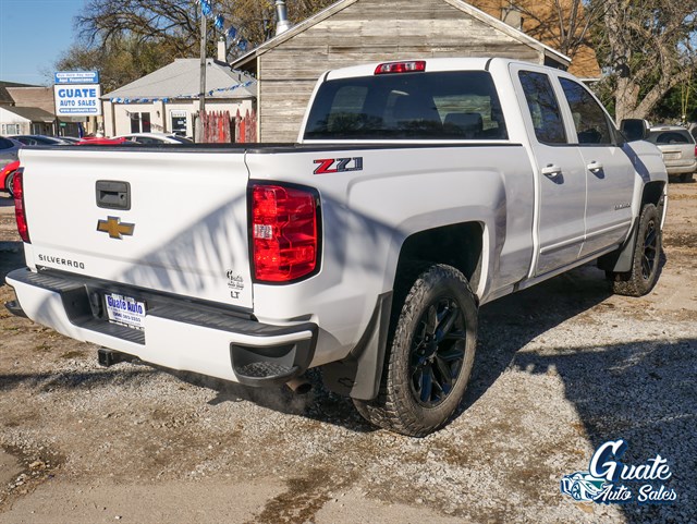 Chevrolet Silverado photo 12