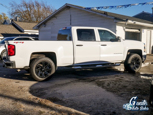 Chevrolet Silverado photo 13