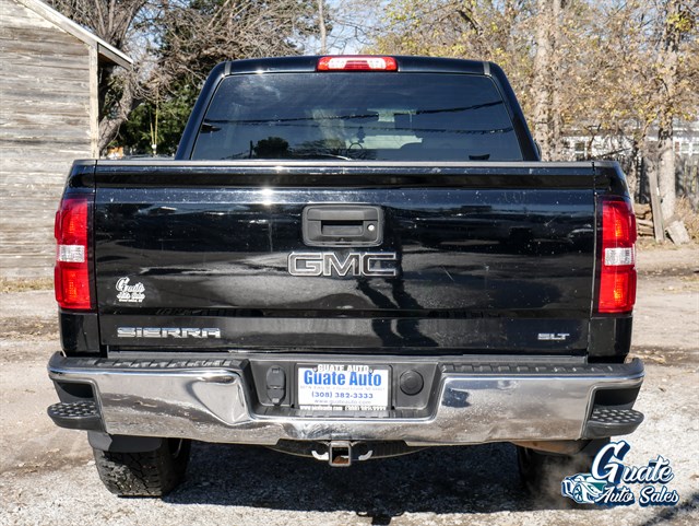 GMC Sierra photo 11