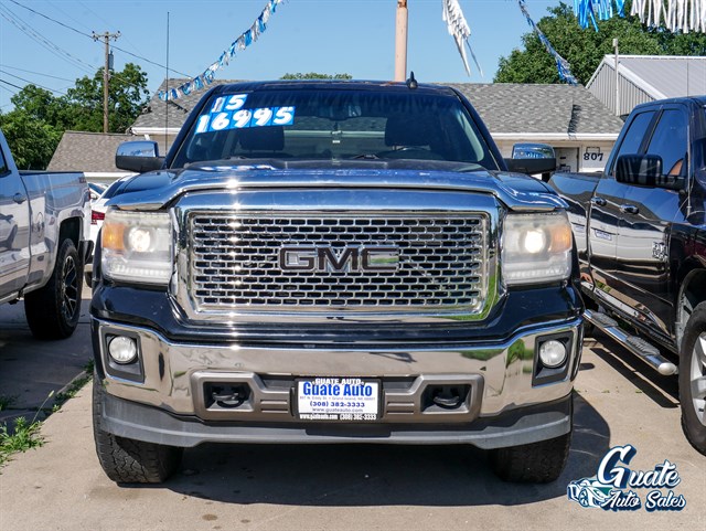 GMC Sierra photo 2