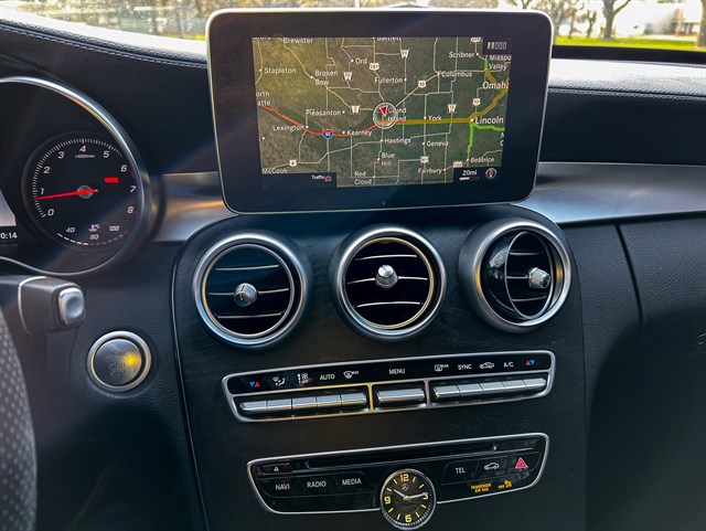Mercedes-Benz C-Class photo 6