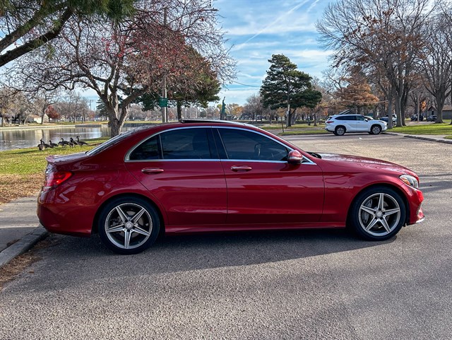 Mercedes-Benz C-Class photo 13