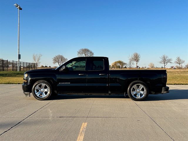 Chevrolet Silverado photo 4