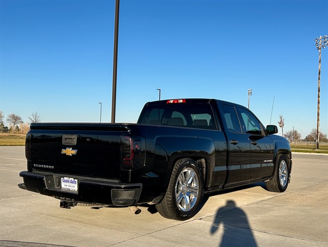 Chevrolet Silverado photo 7
