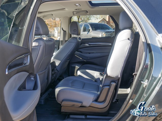Buick Enclave photo 11