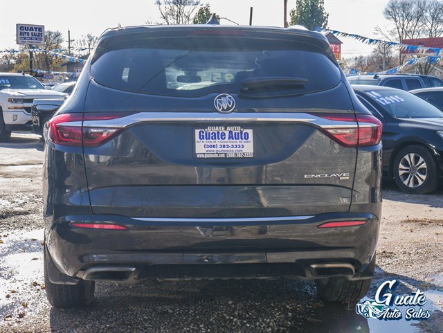 Buick Enclave photo 13