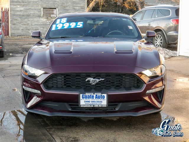 Ford Mustang photo 2