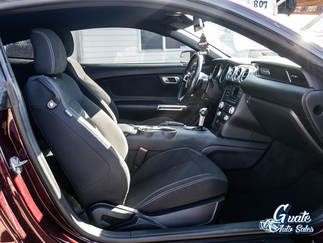 Ford Mustang photo 13