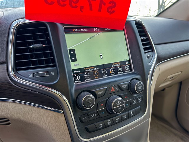 Jeep Grand Cherokee photo 10