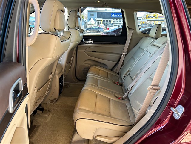 Jeep Grand Cherokee photo 15