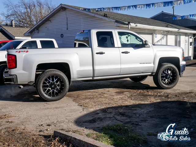 Chevrolet Silverado photo 13