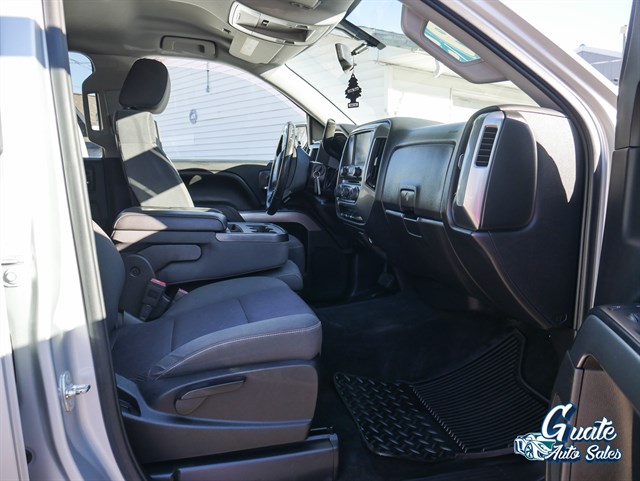 Chevrolet Silverado photo 15
