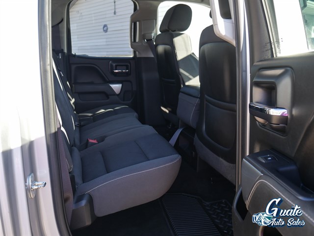 Chevrolet Silverado photo 14