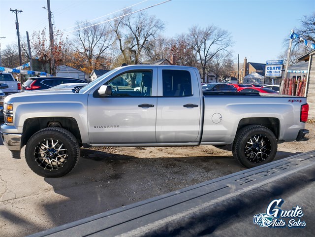 Chevrolet Silverado photo 4