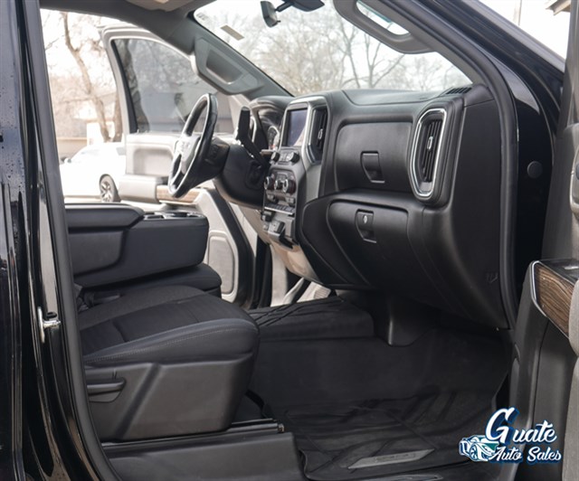 Chevrolet Silverado photo 15