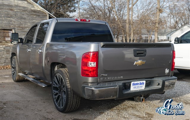 Chevrolet Silverado photo 7