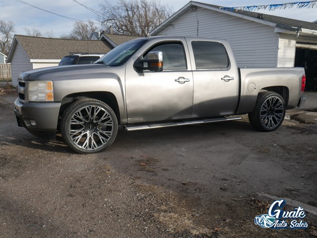 Chevrolet Silverado photo 4