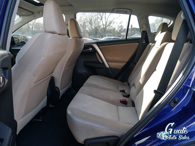Toyota RAV4 photo 10
