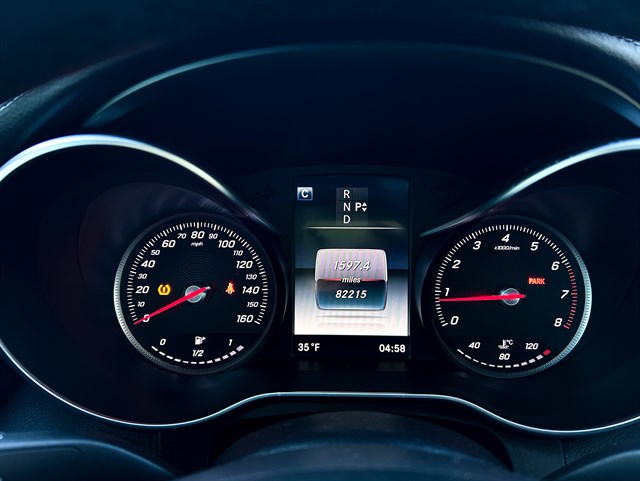 Mercedes-Benz C-Class photo 11