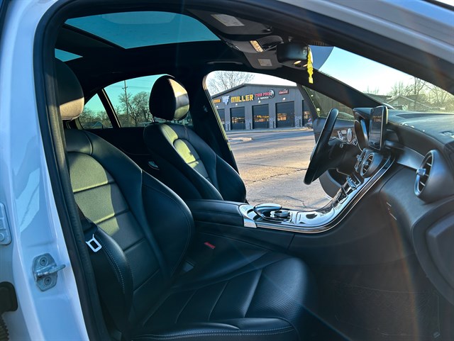 Mercedes-Benz C-Class photo 20