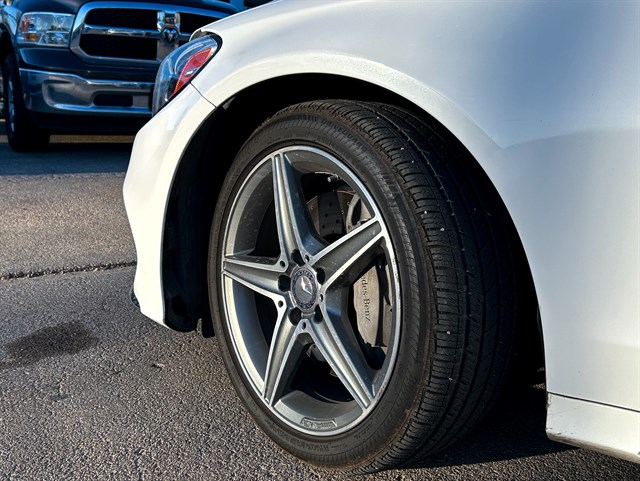 Mercedes-Benz C-Class photo 24