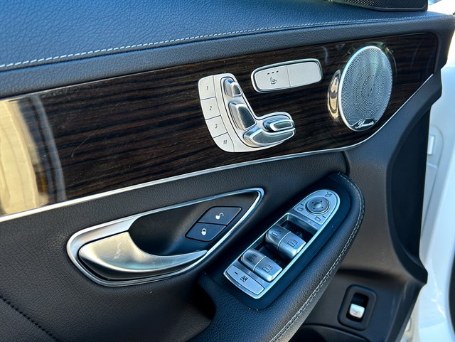 Mercedes-Benz C-Class photo 22