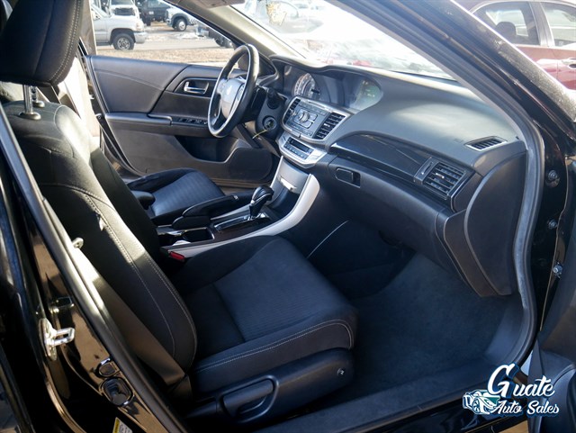 Honda Accord photo 16
