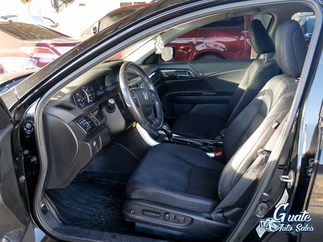Honda Accord photo 5