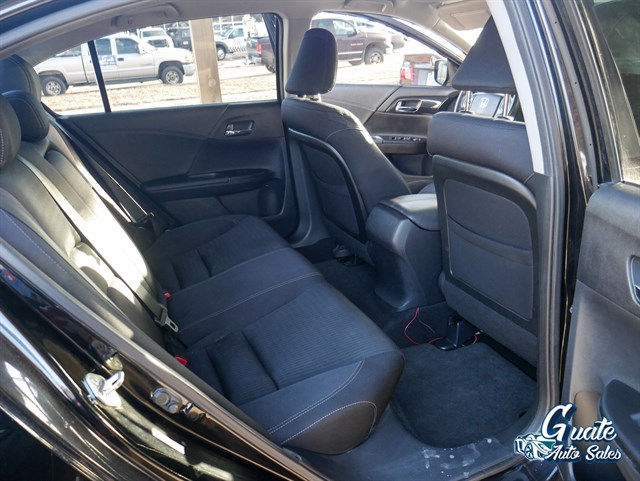 Honda Accord photo 15