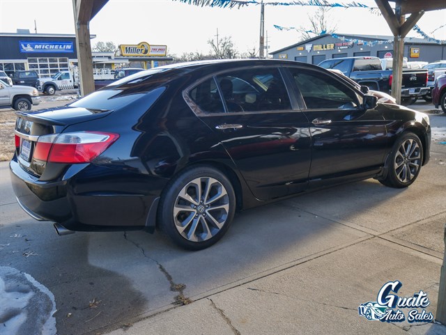 Honda Accord photo 14