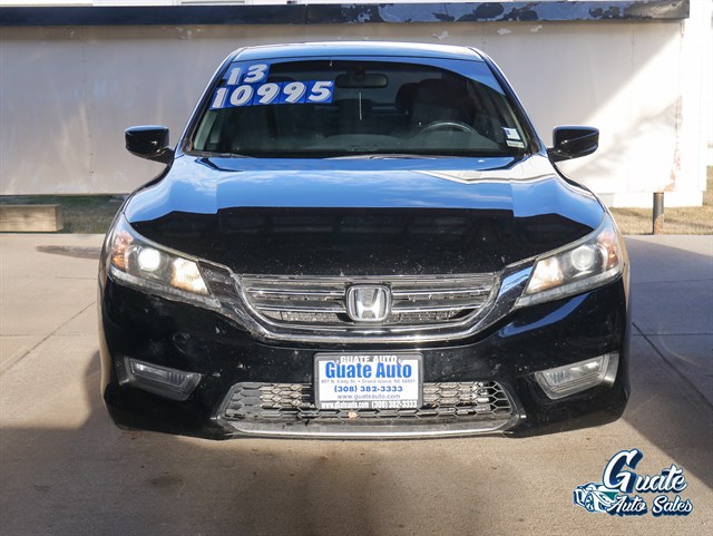 Honda Accord photo 2