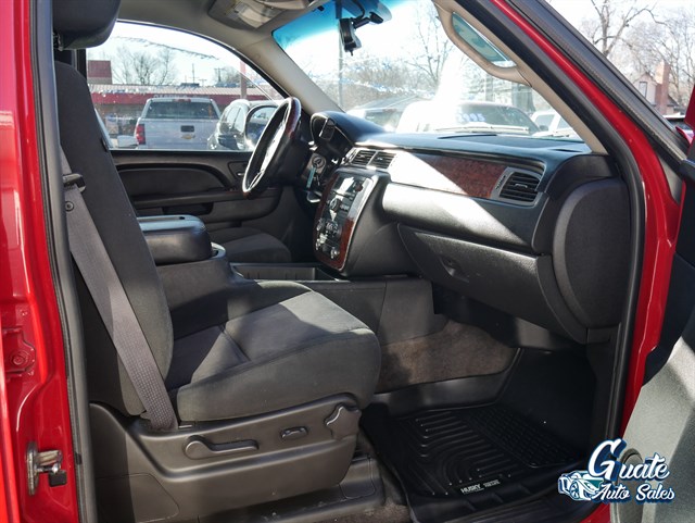Chevrolet Avalanche photo 14
