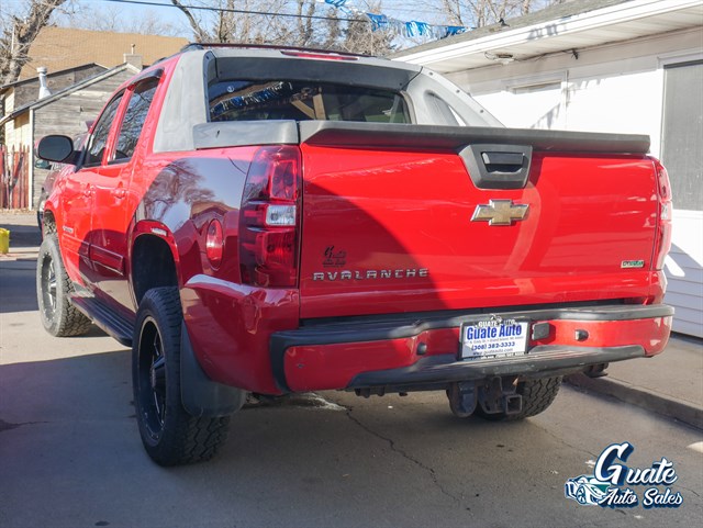 Chevrolet Avalanche photo 9