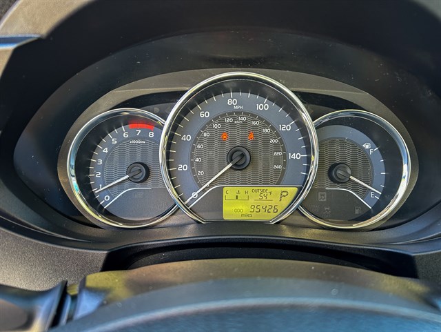 Toyota Corolla photo 11