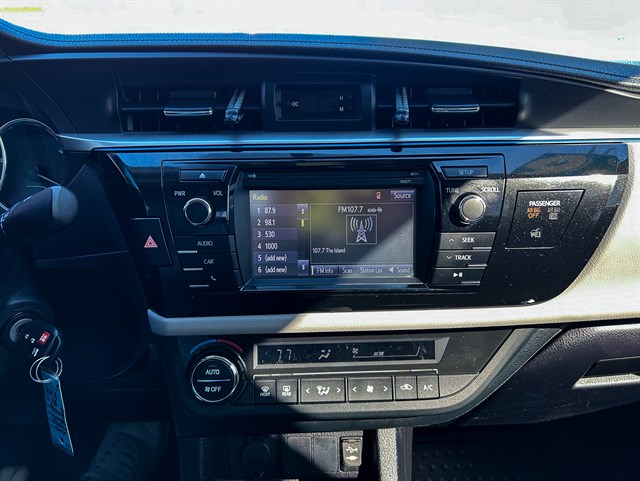 Toyota Corolla photo 12