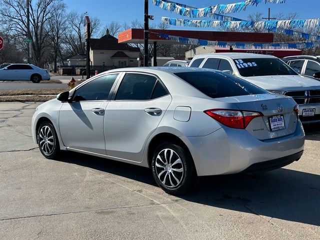 Toyota Corolla photo 5