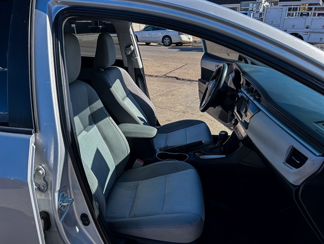 Toyota Corolla photo 17