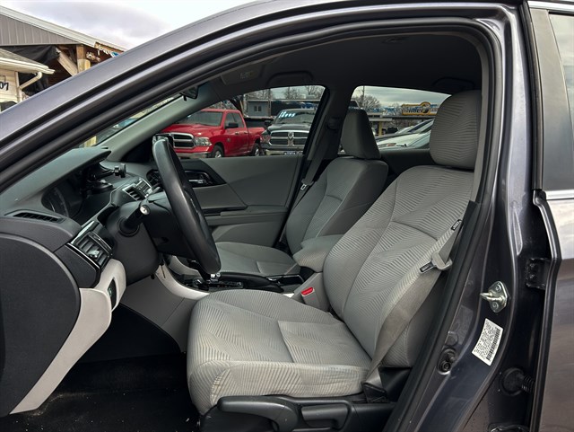 Honda Accord photo 13