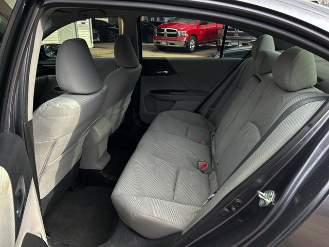 Honda Accord photo 14
